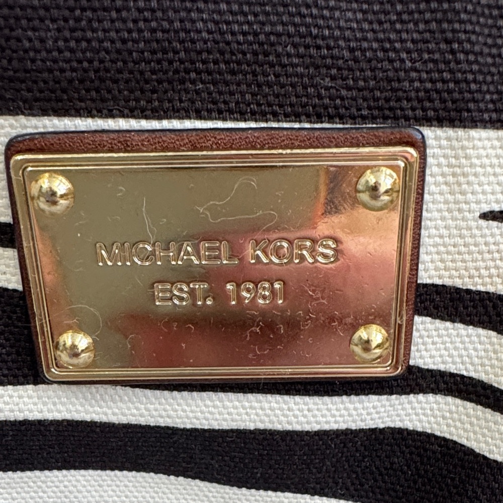 Michael Kors Zebra Print Tote Bag – Chain & Leather Straps - Picture 2 of 13